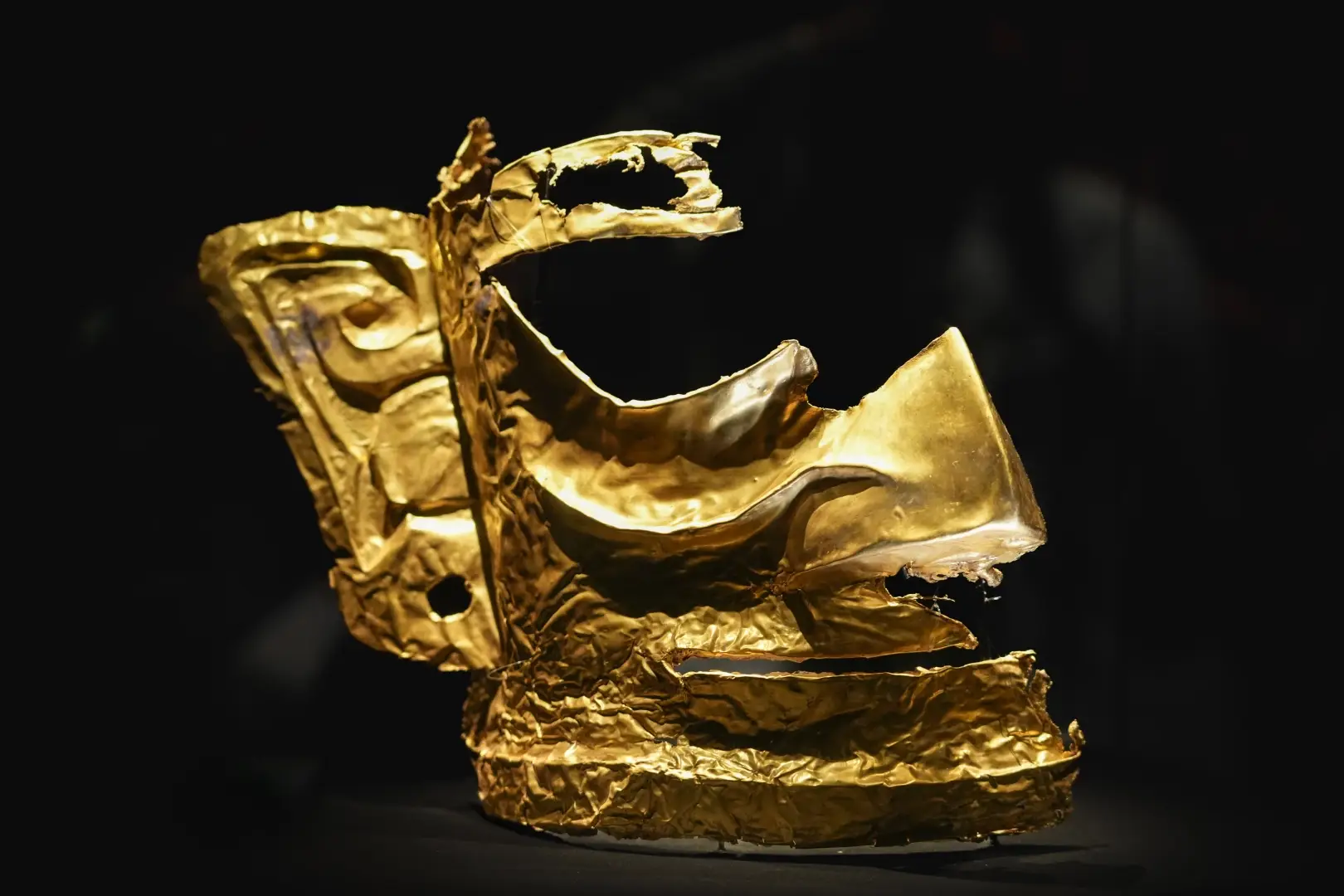 Sanxingdui gold mask